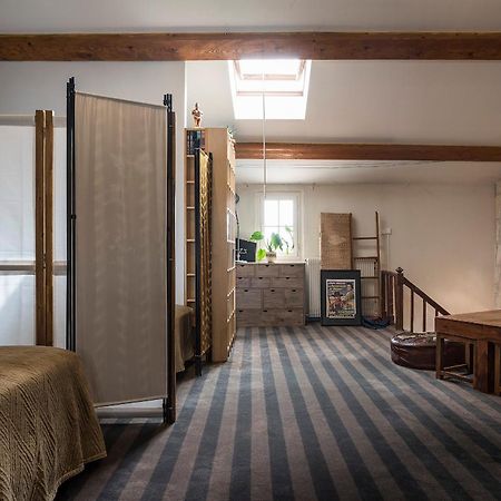 Les Jardins Suspendus Hostel Angoulême Екстериор снимка